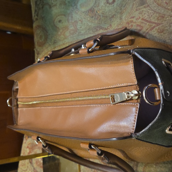 Coach Blake Carryall F35932 Saddle Bubble Olive Green Suede $550 Retail. GUC - Picture 10 of 16